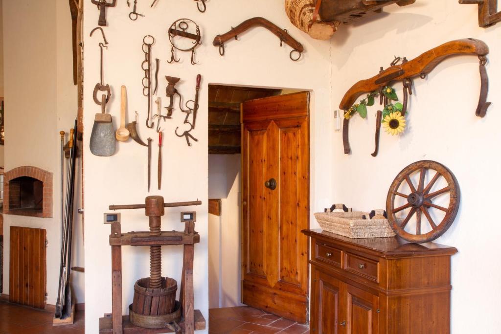 אימפרונטה Agriturismo Borgo Dei Ricci חדר תמונה